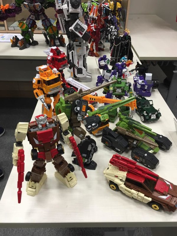 New Pictures Of Maketoys Unofficial MP ReMaster Megatron Despotron, Cross Dimension And More 28 (28 of 40)